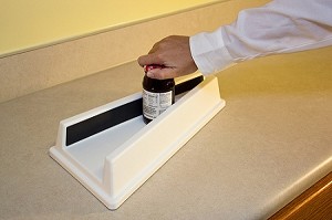 SoloGrip One-Handed Jar Opener